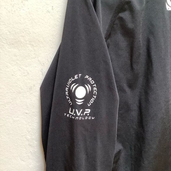 BODY GLOVE RASH GUARD - Picture 10 of 10